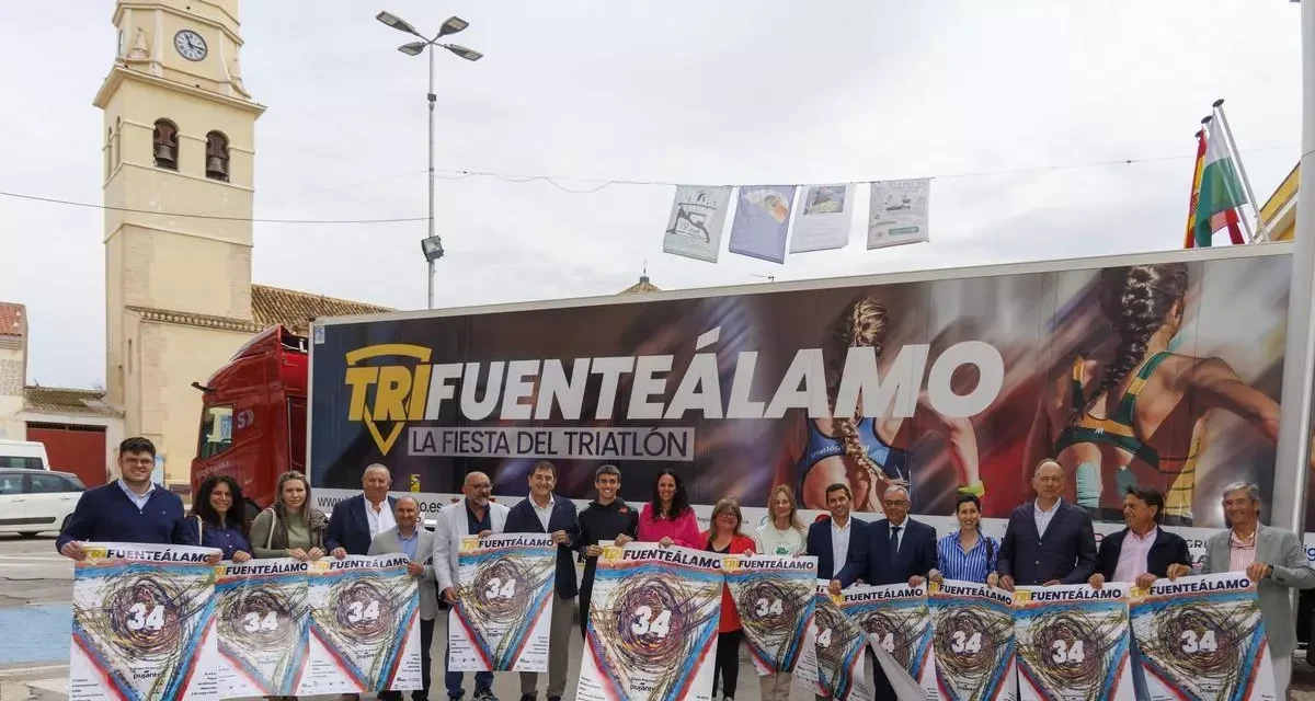 El Triatlón de Fuente Álamo cumple 34 años fiel a su espíritu familiar y solidario