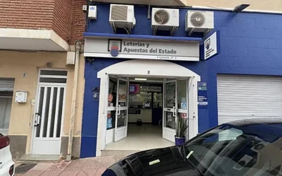 La administración de la calle Larga de Mazarrón vende otro premio, esta vez de la Bonoloto