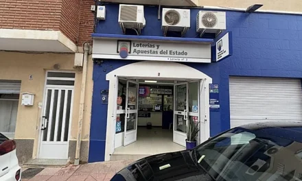 La administración de la calle Larga de Mazarrón vende otro premio, esta vez de la Bonoloto