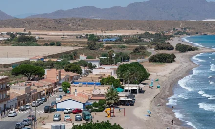 Muere un hombre de 54 años tras ser rescatado del agua en Puntas de Calnegre