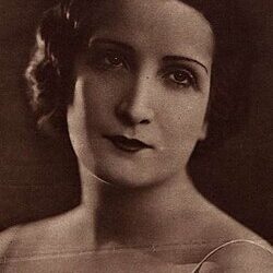 Una de las figuras más fascinantes y brillantes de la historia escénica de Mazarrón —y que lamentablemente el tiempo ha dejado a veces en un injusto segundo plano— es Irene López Heredia.