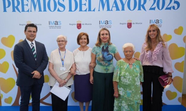Política Social convoca los ‘Premios Mayores Región de Murcia’ 
