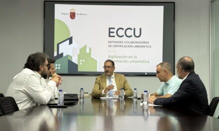 El Gobierno regional impulsa la puesta en marcha de las ECCU para agilizar la tramitación urbanística