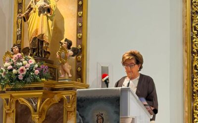 Emotivo pregón de Mari Carmen Martínez Guirao para inaugurar las fiestas en honor a la Virgen del Carmen en el Puerto de Mazarrón