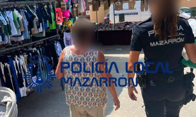 El pasado domingo, agentes de Policía Local Mazarrón identificaron a varias personas como presuntas autoras de hurtos mediante la modalidad conocida como “carteristas» en el interior del mercadillo de #puertodemazarron