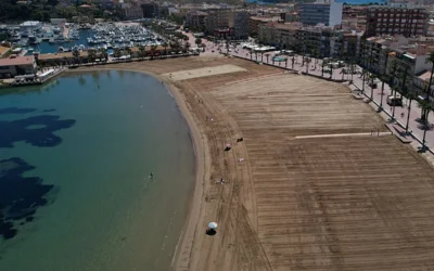 Costas repara las playas del Puerto y Rihuete de Mazarrón tras los daños de las borrascas y mangas marinas