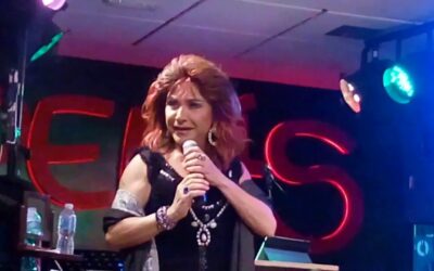 Frank Cano es un cantante fuertemente vinculado a la escena musical de la canción española, la copla y la música melódica. Su trayectoria tiene dos puntos geográficos clave muy marcados: