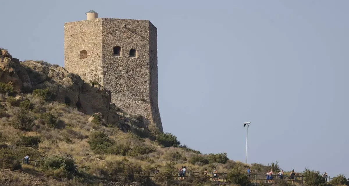 De una zona de juegos en paseo marítimo de Isla Plana a un vado peatonal en La Azohía: La Junta invertirá 165.000 euros