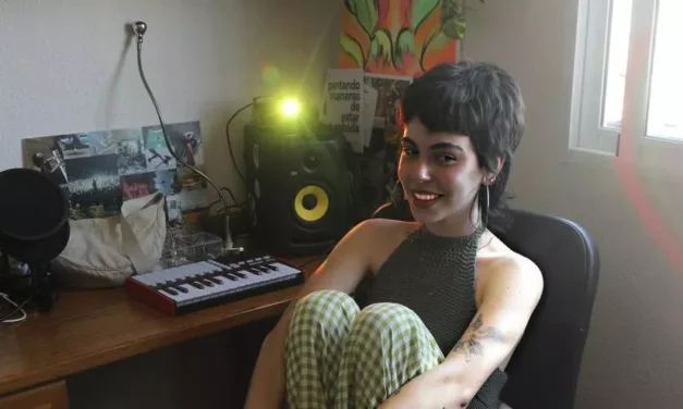 Julia Cry: Nerviosa, creativa e insumisa
