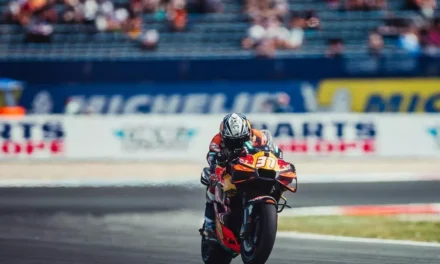 Pedro Acosta, quinto en Silverstone tras una carrera de supervivencia