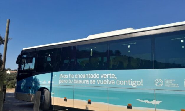 La campaña «Tu basura vuelve contigo» regresa al Parque Regional de Calnegre