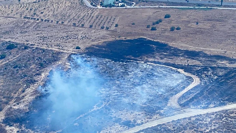 Sofocan dos incendios declarados en las inmediaciones de la urbanización Camposol de Mazarrón
