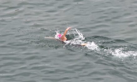 Mazarrón Acoge el I Acuatlón Desafío Pecio» como Parte del II Campeonato Regional de Aguas Abiertas