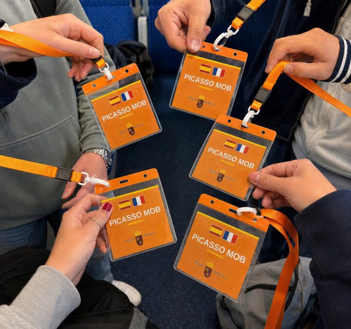 Casi un centenar de alumnos de 30 centros educativos participa en un programa de intercambio escolar con Francia
