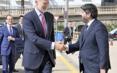 López Miras reafirma ante el Rey el compromiso de la Región con la formación universitaria vinculada a la defensa y la tecnología