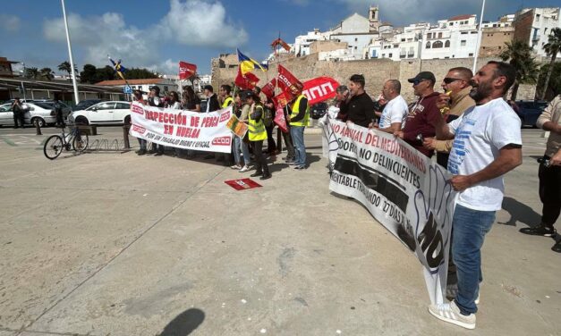 La subida del gasoil otro palo para la economía de los pescadores de Puerto de Mazarrón