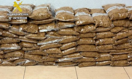 Pillan a un conductor sin carné y con 25 kilos de tabaco de contrabando en un control en la autopista AP-7 en Mazarrón