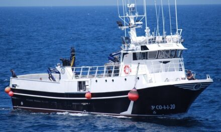 El Ministerio lanza 113.000 euros en ayudas para 123 barcos pesqueros murcianos para compensar el gásoleo