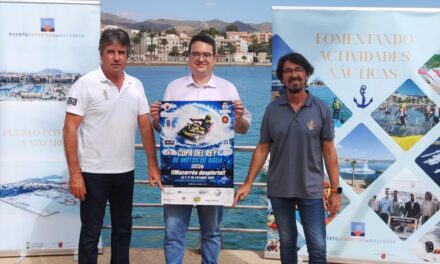 La Copa del Rey de motos de agua se celebra en Puerto Mazarrón este fin de semana